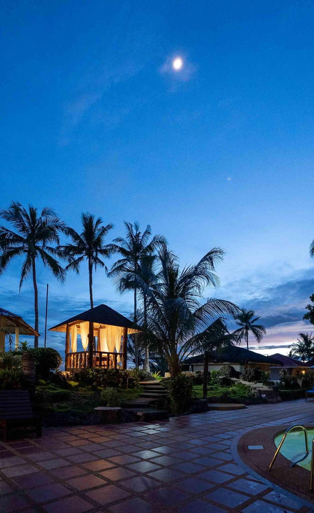 Blue Star Dive And Resort Anda  Exterior foto