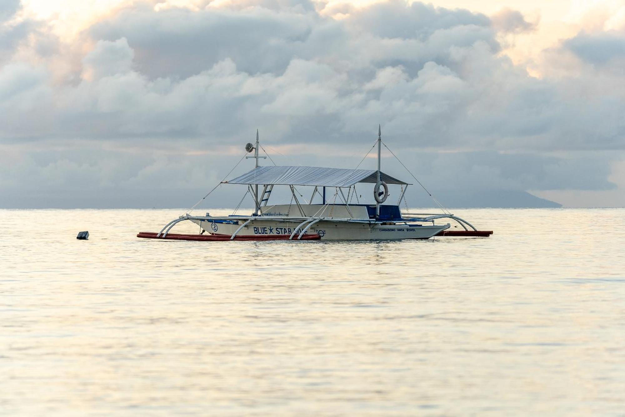 Blue Star Dive And Resort Anda  Exterior foto